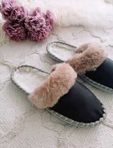 Handmade Ladies sheepskin mule slippers - Picture 1 of 6