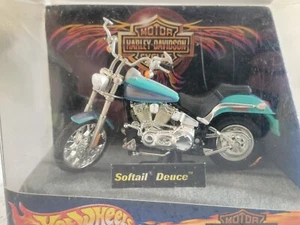 Harley Davidson Soft Tail Deuce Motorrad Hot Wheels Maßstab 1:18 | Neu - Bild 1 von 5