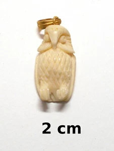 Pendentif en os représentant une chouette sculptée************* tp12-02 - Imagen 1 de 1