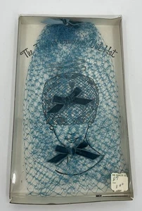 Vintage NOS The Famous Glamour Veil Hat with Original Box 1950s - Picture 1 of 3
