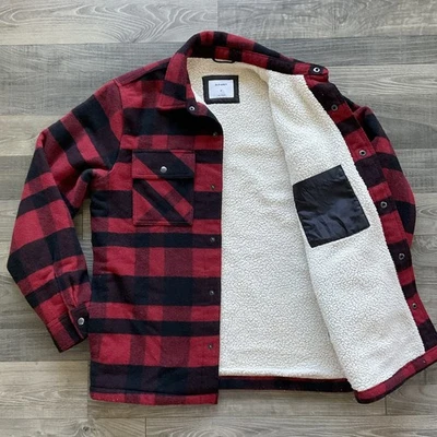 Old Navy Sherpa Lined Wool Flannel Jacket Men’s MEDIUM Red Black Buffalo Plaid - Image 1 of 4