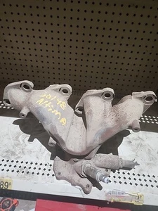 2000 NISSAN ALTIMA XE A/T EXHAUST MANIFOLD OEM 1998 1999 2001 - Foto 1 di 10