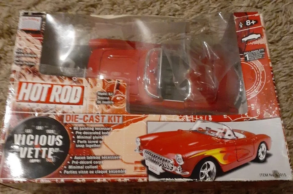 Classic Metal Works ,1956 Chevrolet Corvette , Diecast Assembly Kit 1/24 , NIB! - Image 1 of 4