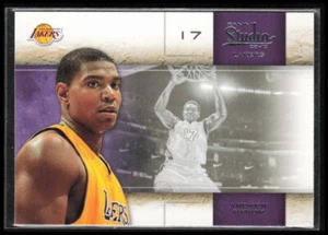 Andrew Bynum #1 2009-10 Studio Base Lakers H0119A - Picture 1 of 2