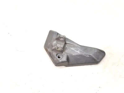 02 Aprilia Caponord ETV1000 montaje reposapiés trasero izquierdo pasajero Foto 1 de 4