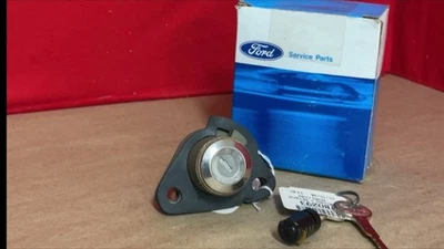 NOS OEM F24Y-5443507-B 1992-1995 MERCURY SABLE TRUNK LOCK CYLINDER - Image 1 of 4