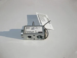 Mercedes-Benz A0998300600 Air conditioning expansion valve E-Class W213 S213... - Picture 1 of 4