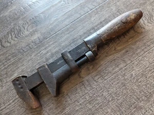 Antique GOES WRENCH CO. 12" Split Wood Handle Adjustable Monkey Wrench - Picture 1 of 11