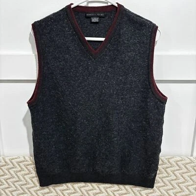Vintage 90’s Geoffrey Beene Men's Merino Wool Sweater Vest Grey Size Large - Image 1 of 4