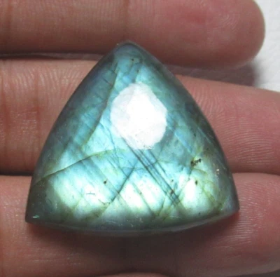 Natural Labradorite Cabochon Trllion Shape 60.15 Cts Loose Gemstone H 7011 - Image 1 of 4