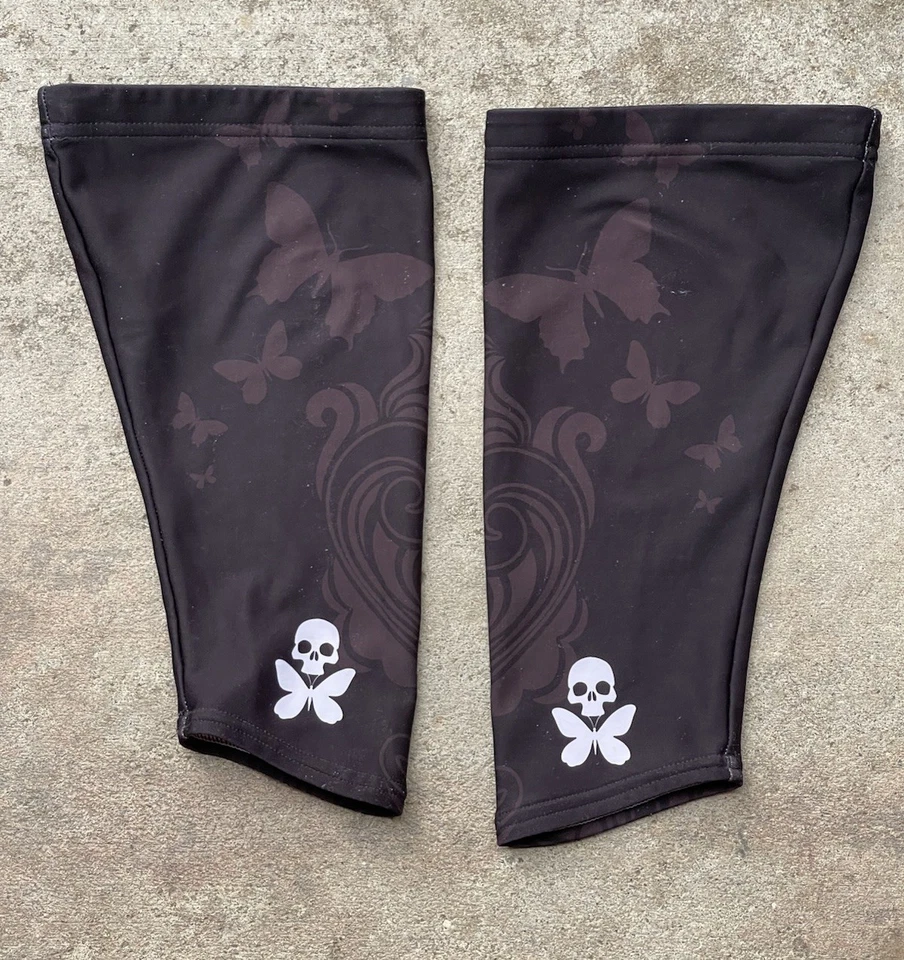 Calentador de rodilla Betty Designs Signature básico negro para ciclismo talla X-pequeño Foto 1 de 4