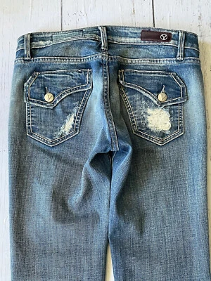 yaso women’s  jeans boot cut Distressed Light Green Mid Rise Size 5/6 28 - Image 1 of 4