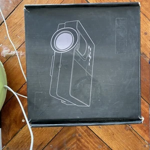Smart Living LED Projector New Open Box - Picture 1 of 2