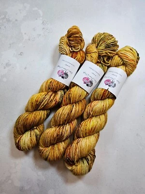 Sw Merino/ Nylon Garn, DK Gewicht, 100g, HUMBLE - Bild 1 von 4