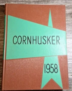 1958 UNIVERSITY of NEBRASKA "Cornhusker" Yearbook Lincoln Nebraska VOL.52 - Picture 1 of 4