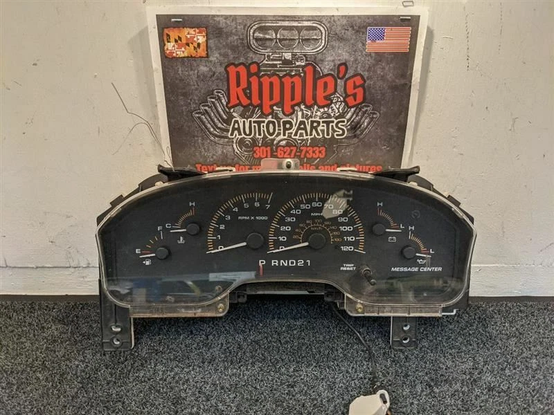 03 FORD EXPEDITION VELOCÍMETRO CLÚSTER MPH CON CENTRO DE MENSAJES 82177 Foto 1 de 4