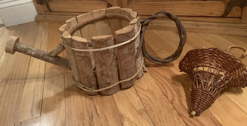 Vintage Country Wood Watering Can Flower Pot Planter Basket Rustic Storage Décor Cover