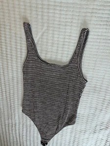 Body PRECAUCIÓN AL VIENTO M BLANCO Y NEGRO A CUADROS AGACHADO - Imagen 1 de 5