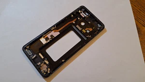 Samsung Galaxy S9 G960 Genuine LCD Screen Middle Frame Housing Black - Picture 1 of 2