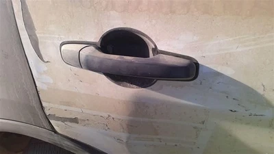 Manija de puerta exterior trasera derecha usada se adapta a: montaje de manija de puerta Ford Explorer 2016 Foto 1 de 4
