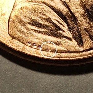 ERROR - 2023-P "EXTRA V" LINCOLN SHIELD CENT (NICE COIN) (RED, HIGH GRADE) - Picture 1 of 6