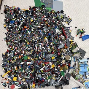 Huge Lot of Lego Bricks Lot 45 Pounds One Owner Collection - Picture 1 of 15