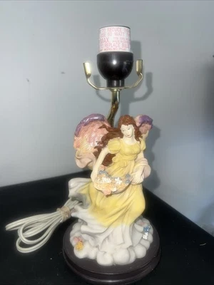 1950's Resin Etched Lithopane Angel Lamp Vintage Ceramic Painted Yellow - Image 1 of 4