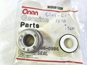 Seal 6204-61-1510 & 6204-61-1520 flinger Komatsu Onan 186-0886 NEW OLD STOCK - Picture 1 of 4