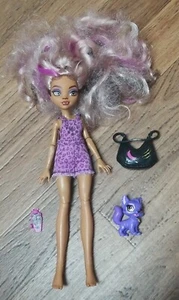Monster High Clawdeen Wolf Doll G3 Pet Kitten Crescent Accessories Reboot - Picture 1 of 4