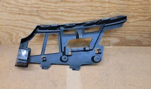 2018 19 20 21 22 2023 Range Rover Velar L560 Front Bumper Right RH Bracket OEM* - Picture 1 of 12