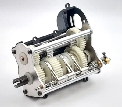 Tamiya 1/14 Scania 770S 8x4/4, 3spd Gearbox ,Assembled, Greased & Thread Locked - Image 1 of 4