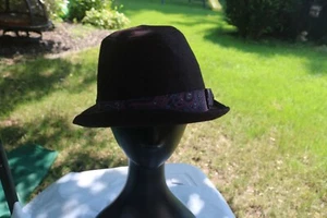 Ben Sherman Original Trilby Fedora Scroll Hat Ribbon Dark Burgundy Size S / M - Picture 1 of 7