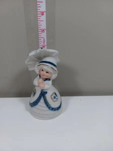 Vintage Royal Majestic Porzellan Biskuit 4" Figur Glocke MÄDCHEN mit Schirm (A14 - Bild 1 von 5