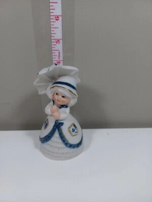 Vintage Royal Majestic Porzellan Biskuit 4" Figur Glocke MÄDCHEN mit Schirm (A14 - Bild 1 von 4