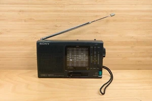 Vintage Sony ICF-SW10 / Tragbares Kurzwellenradio / 12 Band FM MW SW LW / Kompakt - Bild 1 von 10