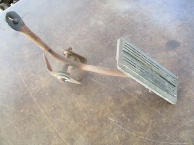 CARGADOR DE CARROCERÍA MOPAR B 71-74 GTX ROAD RUNNER SATÉLITE ACELERADOR DE GAS PEDAL OEM Foto 1 de 4