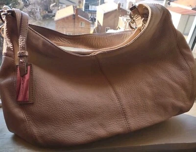 Cartera Calvin Klein tamaño mediano con bolsillo para monedas, Foto 1 de 4