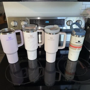 Lotto 4 tazze Stanley tutte usate 40 oz - Foto 1 di 10