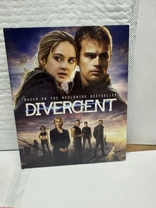 Divergent (Blu-ray + DVD, 2014, 2-Disc Set) RARE 36 Page Digi-Book - Picture 1 of 6