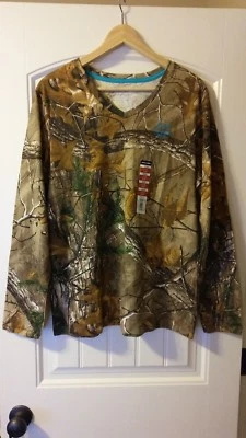 RealTree AP Ladies XL 16-18 Camouflage T-Shirt V-Neck Blue Logo NWT - Image 1 of 3