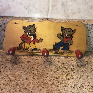Child's Vintage 1950's Wooden Cat Decorated Wall Hanger - Picture 1 of 12
