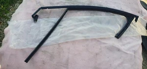 Renault Clio 2019- Passenger Side Left Front Door Window Frame Channel Seal 5DR - Picture 1 of 7