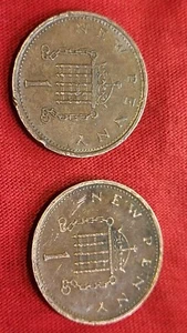 Set of 2 New Penny 1971 ,1979  ELIZABETH.II - Rare Original Circ. Coin - Picture 1 of 5