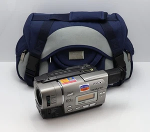 CÁMARA VIDEOCÁMARA SONY HANDYCAM CCD-TR427E-8 XR CÁMARA DE VIDEO ANALÓGICA HI8 / 8 MM - Imagen 1 de 4