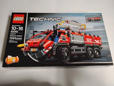 LEGO Technic: Airport Rescue Vehicle 42068 - NEW - Image 1 of 2
