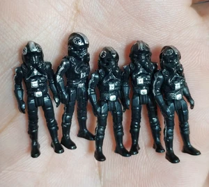 RAR 5 Stück Star Wars Micro Galaxy Squadron Mini Figuren Defekt/Helm!! Zufällig - Bild 1 von 4
