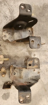 99 - 04 FORD F250 F350 4X4 MUELLE HOJA DELANTERO IZQUIERDO + SOPORTE MARCO HAZ BLOQUEADOR  Foto 1 de 4