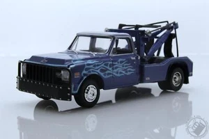 1969 Chevy C-30 Roadside Wrecker Tow Truck 1:64 Diecast Blue & Black w/ Flames - Picture 1 of 7
