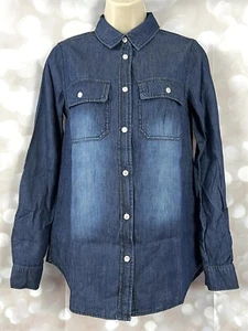 Charlotte Russe Size XS Distressed BLUE Chambray Denim Button-Down SHIRT - Picture 1 of 9