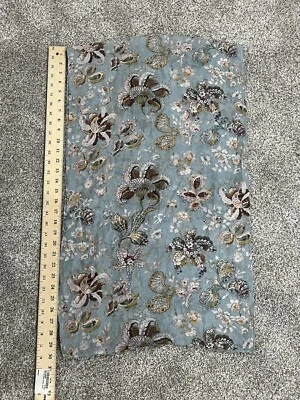 Bufanda vintage lavada, 100 % poliéster, diseño floral. Usado en excelente estado. Envío rápido Foto 1 de 4